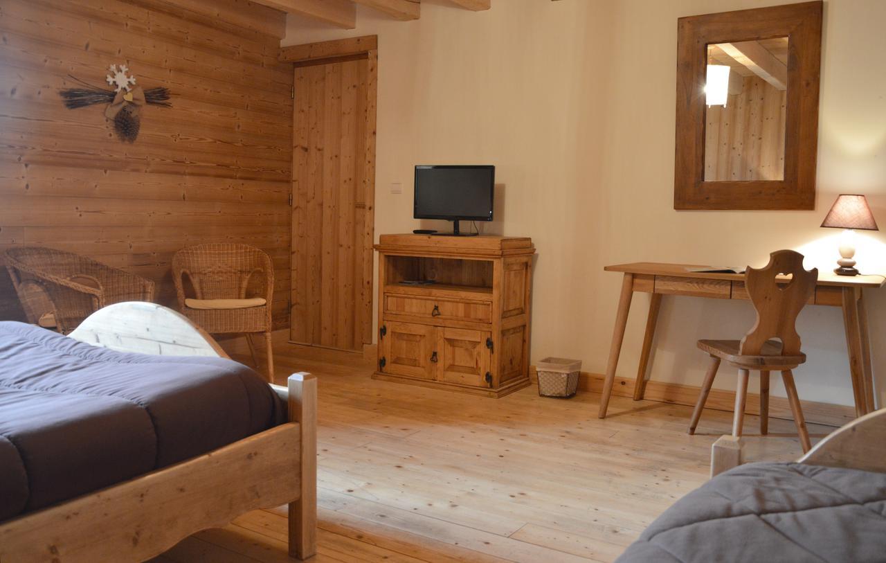 Chambre D'Hotes Les Pralets Saint-Eustache Екстер'єр фото